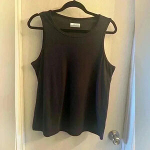 Columbia Woman’s back tank top 97 polyester 3% Elastan size large